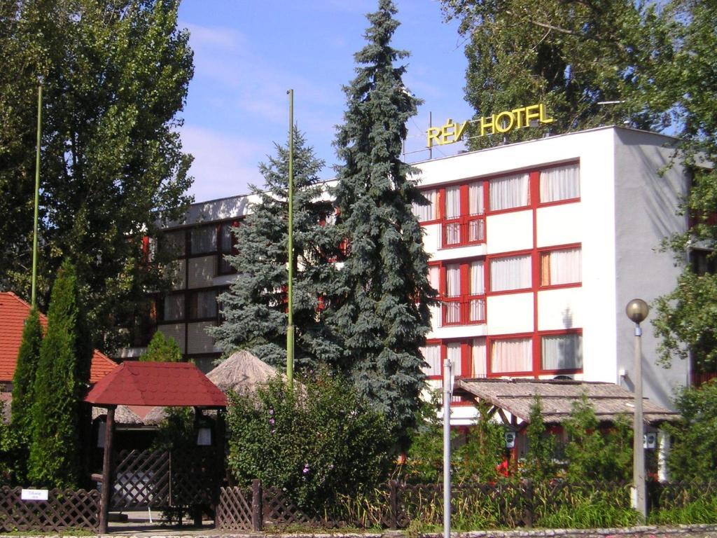 Hotel Rev Szallo Balaton Szántód Exterior foto