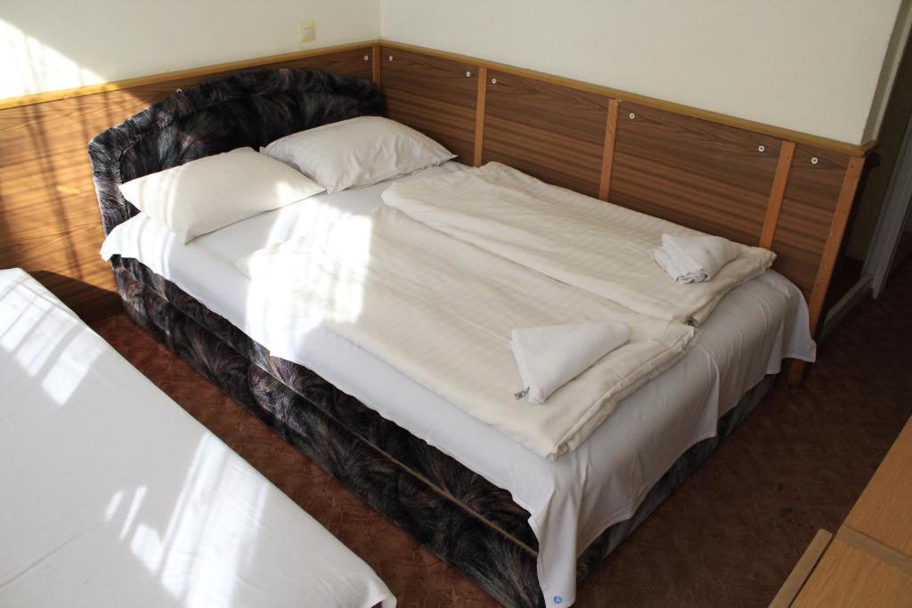 Hotel Rev Szallo Balaton Szántód Zimmer foto